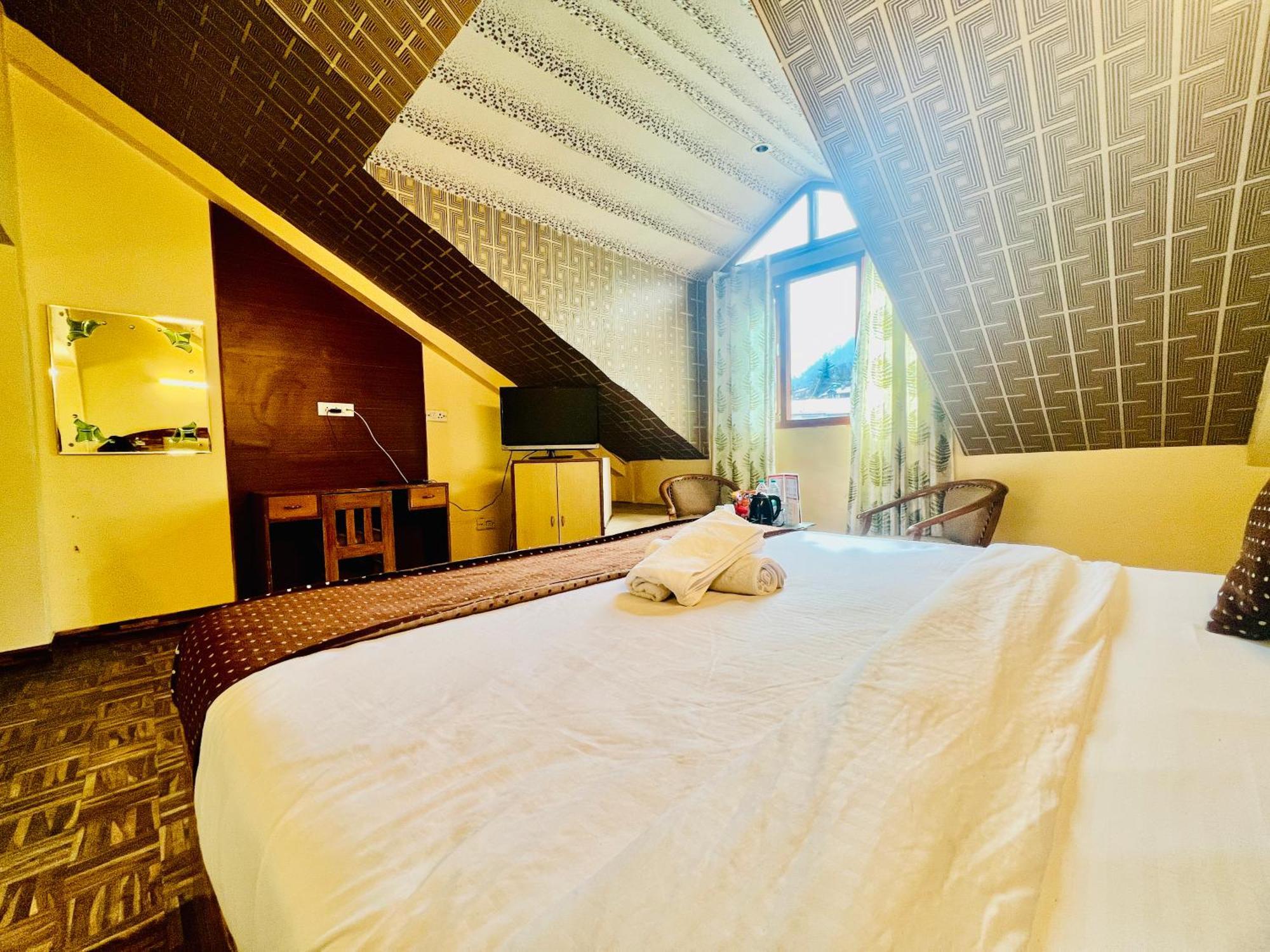 The Kalinga Resort Manali - Heaven In Mountains ภายนอก รูปภาพ