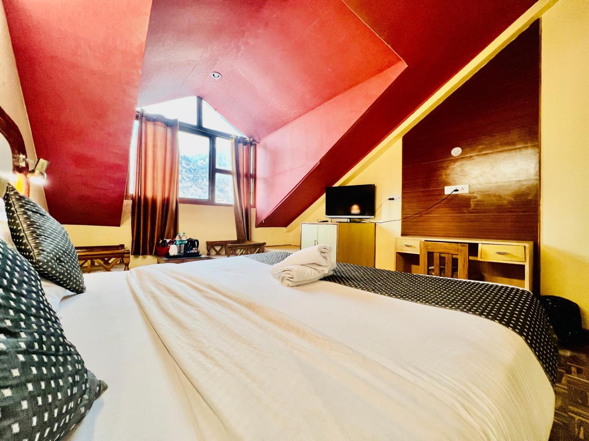 The Kalinga Resort Manali - Heaven In Mountains ภายนอก รูปภาพ